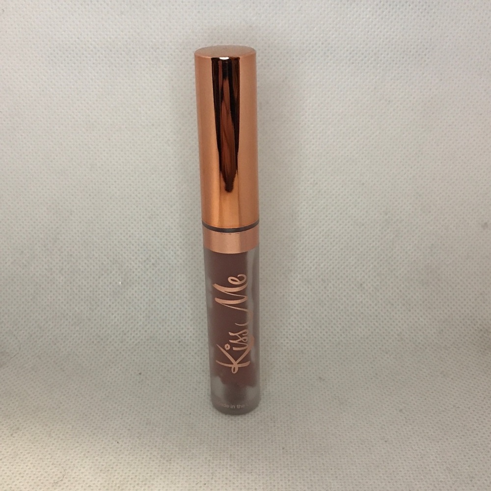 Kiss Me Liquid Lipstick Rome